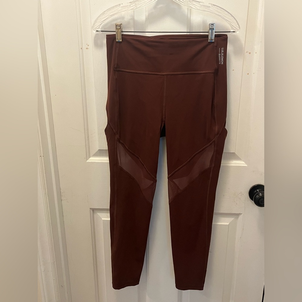 🍋 LIKE NEW Lululemon Stronger as One Tight 25" *lululemon X Barrys - Sz 8